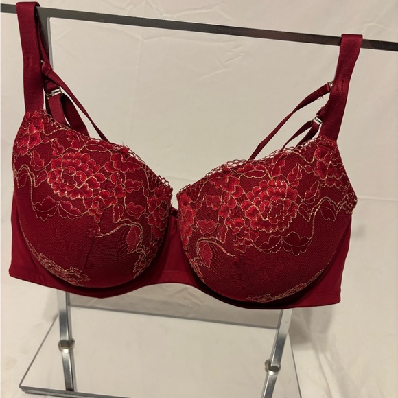 Cacique Red and Gold Lace Bra - Picture 1 of 4